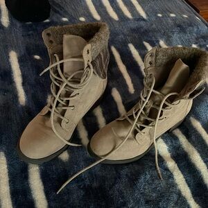 Rarely Wore Grey Brash Boots